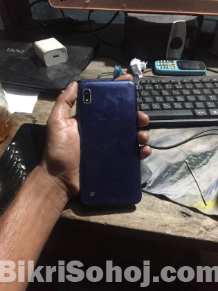 Samsung galaxy A10